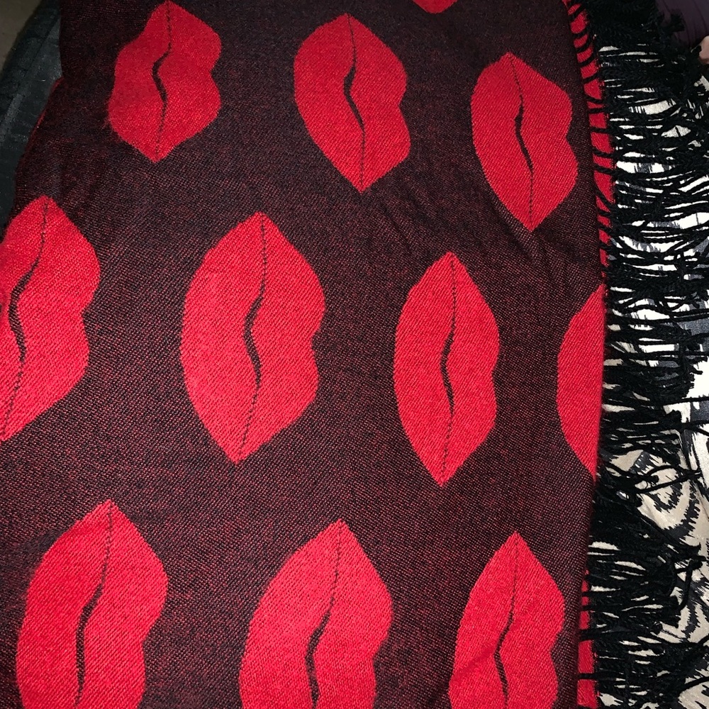 NWOT Victoria Secret Throw